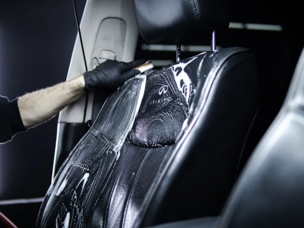 професииональная химчистка салона авто в таллине glassfix
