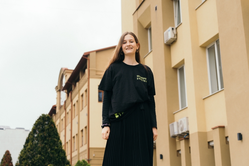 Із резервуарами для збору дощової води: підлітки працюють над проєктом громадського простору у Франківську (ФОТО)