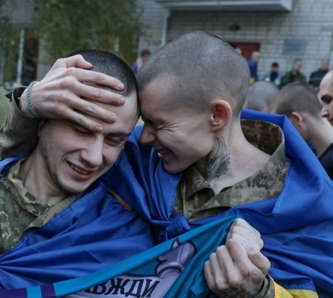 Мама з Острога дочекалася сила з російського полону