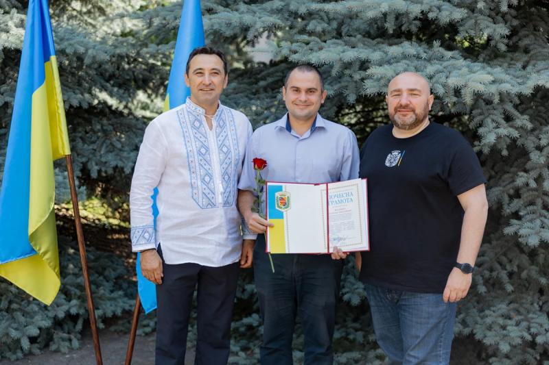 Напередодні Дня Конституції України жителів Полтавщини відзначили державними й обласними нагородами