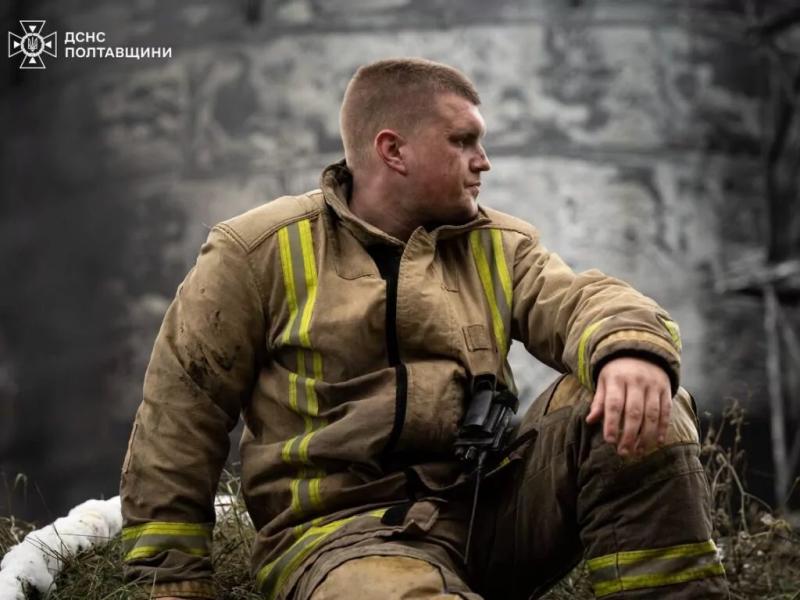 Наслідки ворожої атаки на Кременчук: надзвичайники завершили ліквідацію пожеж