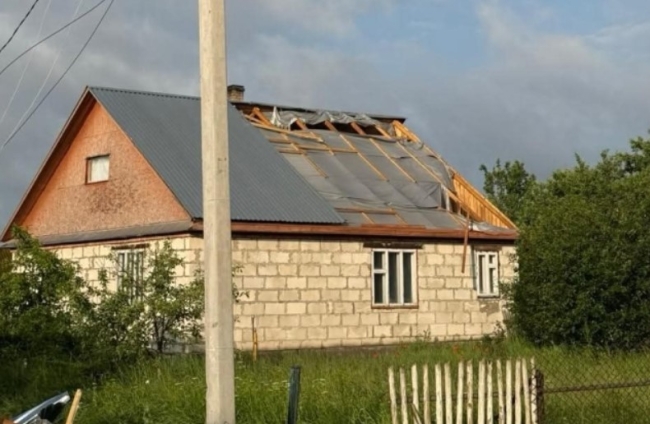 Негода знеструмила села у двох районах Рівненщини