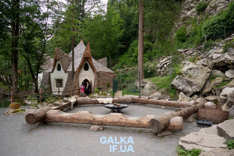 Парк легенд і фентезі у Яремче: для воїнів та їхніх дітей &mdash; безкоштовний вхід (ФОТО)