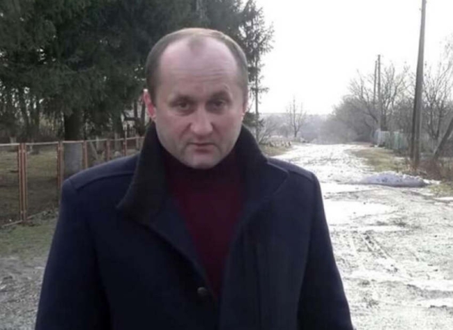 &laquo;Після суду ще будуть вибачатись&raquo;. Колишній голова з Млинова вважає, що законно придбав три гектари землі під Києвом