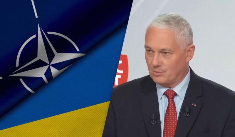 Стандарт НАТО поствупається зараз стандарту України - ось так і не інакше. А Трамп тим часом хвалить себе