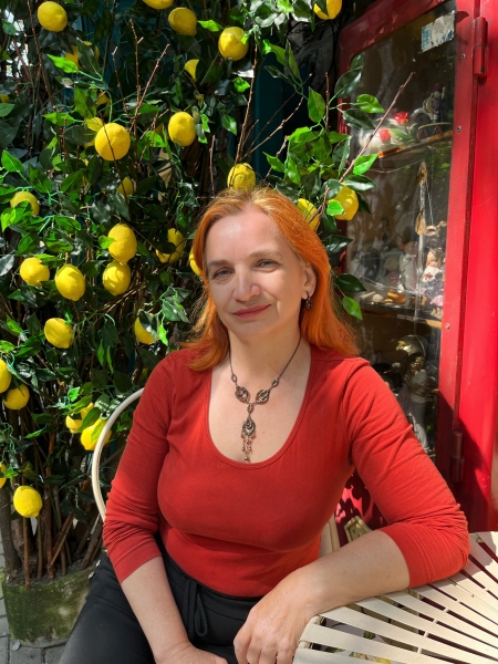 &ldquo;Те, чого не навчать батьки, може навчити казка&rdquo;, &ndash; розмова з письменницею Роксоляною Дебенко (ФОТО)