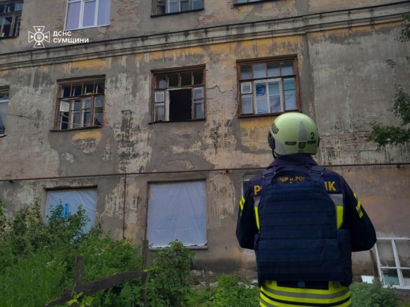 У Конотопі рятувальники завершили аварійно-відновлювальні роботи