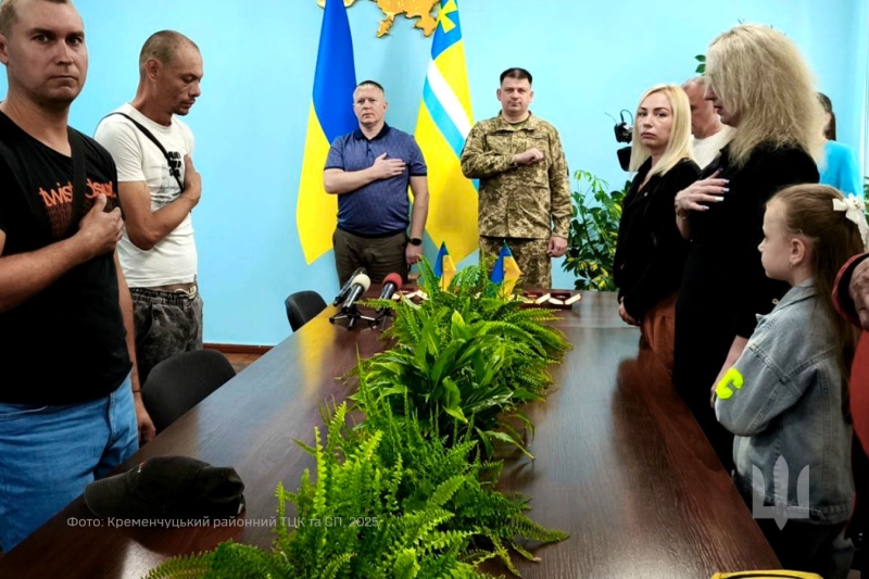 У Кременчуці родинам загиблих Захисників передали Ордени “За мужність” 