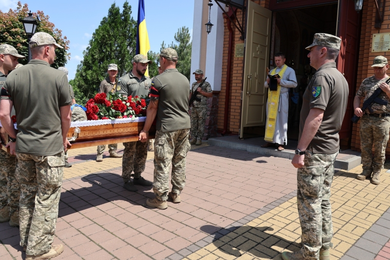 У Лохвицькій громаді попрощались із загиблим Захисником України