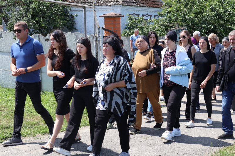У Лохвицькій громаді попрощались із загиблим Захисником України