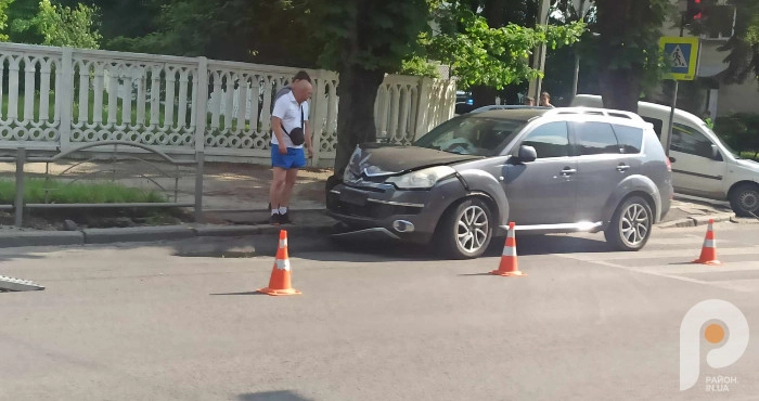 У Луцьку на проспекті Перемоги зіткнулися два автомобілі
