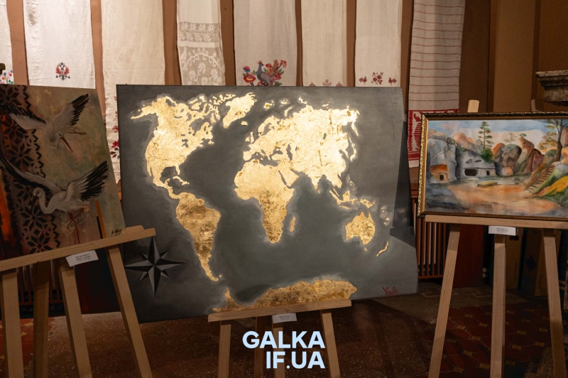 У Музеї мистецтв Прикарпаття відкрили виставку &ldquo;муралів&rdquo; молодих художників (ФОТО)