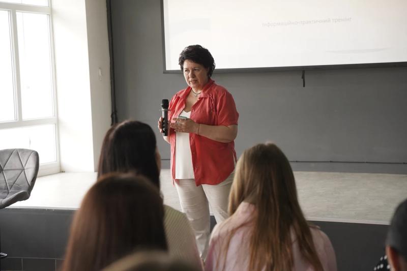 У Полтаві стартував проект молодіжних тренінгів, який охопить 1000 осіб