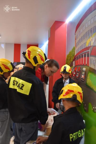 Учні Жидичинського ліцею відвідали музей рятувальників у Луцьку