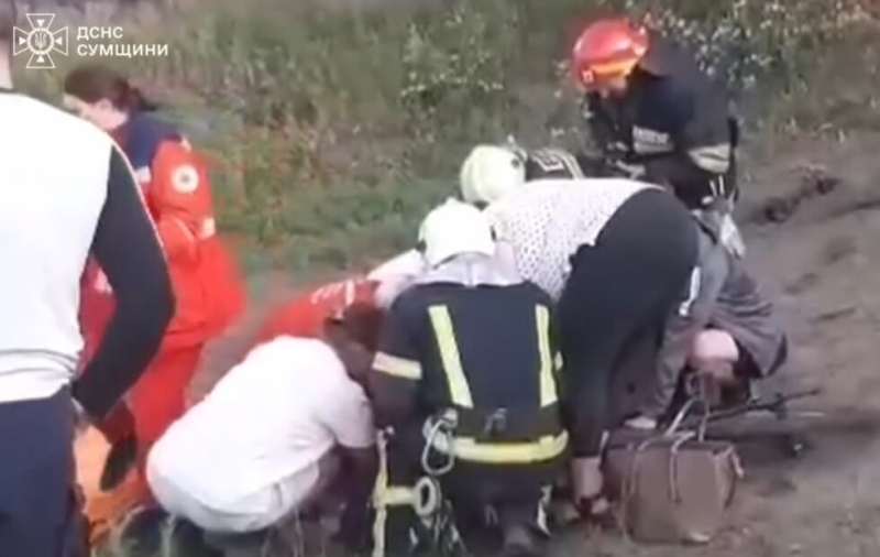 В Охтирці ручка від велосипеда пробила стегно 10-річному хлопчику