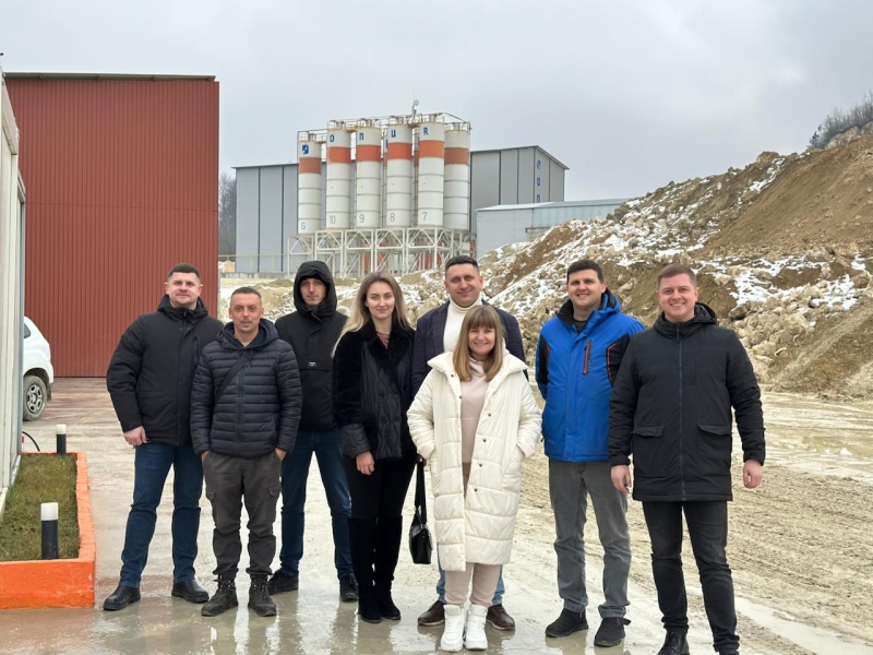 Від фарби до тротуарної плитки: “Альянс-Буд” — ваш надійний партнер у світі будівництва