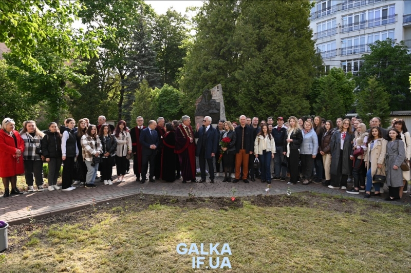 Втратив дім, але не південну ідентичність: історія Херсонського університету, який оселився у Франківську (ФОТО)