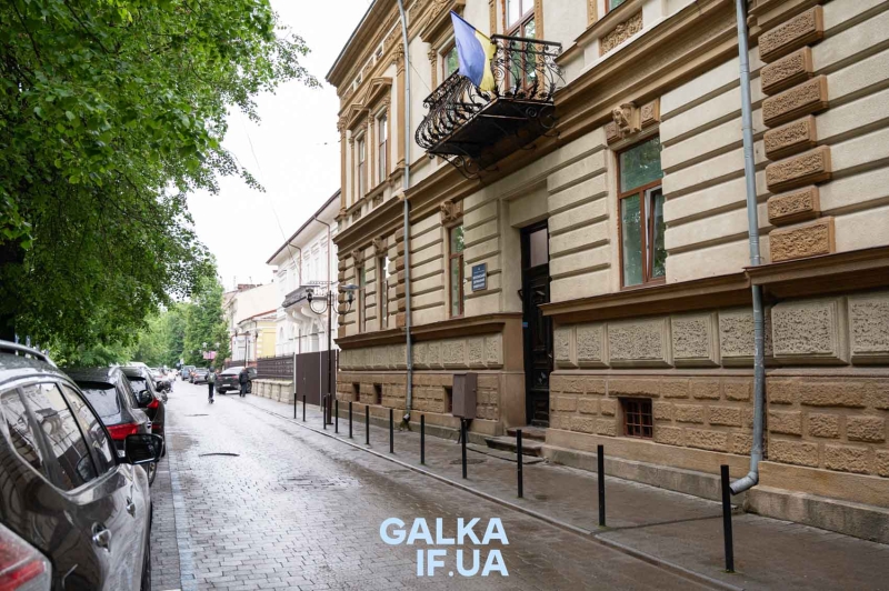 Втратив дім, але не південну ідентичність: історія Херсонського університету, який оселився у Франківську (ФОТО)