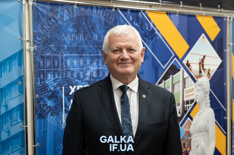 Втратив дім, але не південну ідентичність: історія Херсонського університету, який оселився у Франківську (ФОТО)