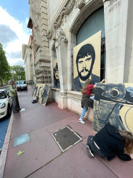 З Краматорська до Тулузи: як портрети українських військових стали частиною французького міста і були понівечені студентами