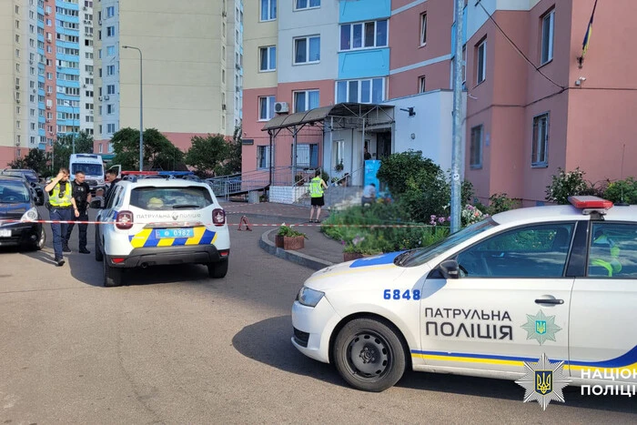 У Києві чотирирічний хлопчик випав з вікна 21 поверху