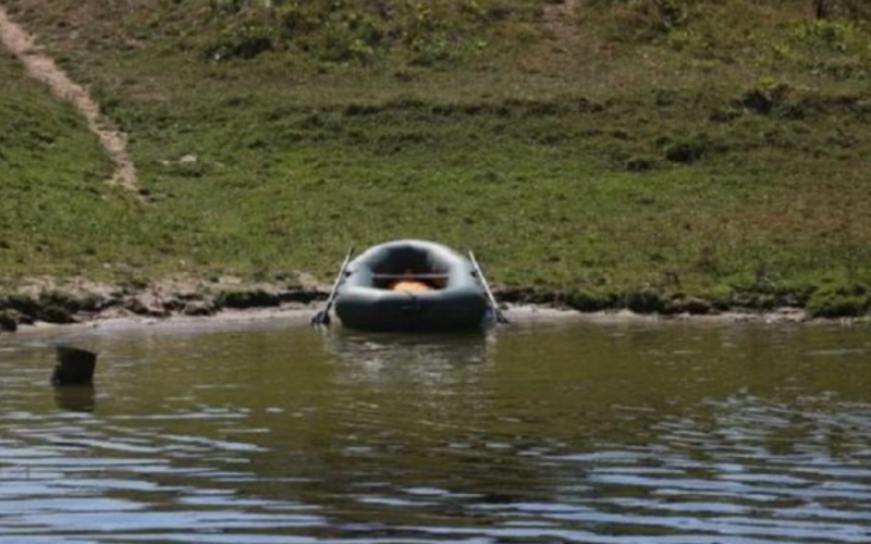 Моторошна знахідка шокувала рибалок: необачність на "Бурштинському морі" забрала життя юнака (ФОТО)