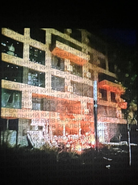 У Києві приліт БпЛА в житловий будинок у Файна Таун