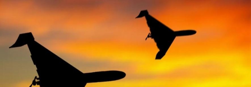 У Запоріжжі внаслідок ворожої атаки загорівся дах багатоповерхівки