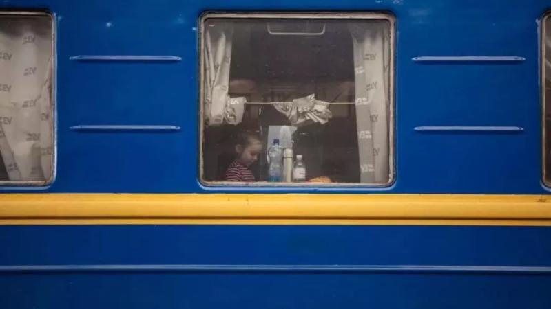 Укрзалізниця евакуювала вже понад 100 жителів Запоріжжя від початку липня
