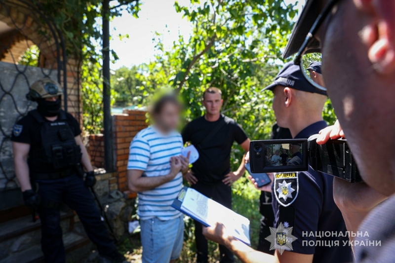 У Запоріжжі викрили масштабну нарколабораторію: вилучено кілограм психотропів і зброю