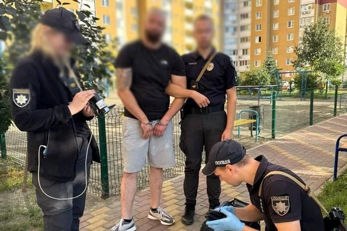 Стрілянина у Подільському районі столиці. Поліція повідомила деталі інциденту