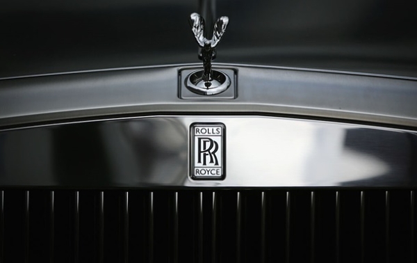 В Росії зріс попит на люксові Rolls-Royce і Ferrari