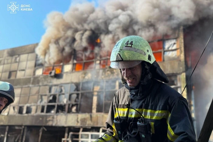 У Києві зросла кількість постраждалих унаслідок масованої нічної атаки (оновлено)