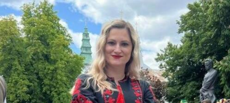 "Співай рідною": тернопільська співачка стала лауреаткою міжконтинентального радіофестивалю у США (ФОТО)