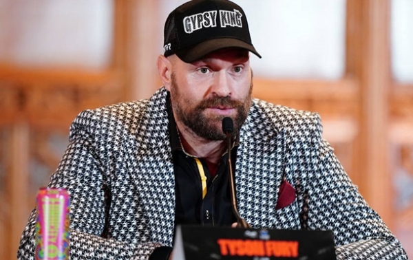 Нокаутуй його: Ф&rsquo;юрі порадив Дюбуа, як перемогти Усика