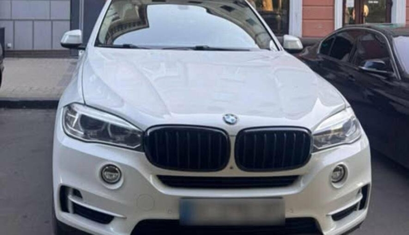 У Тернополі власника розкішного авто оштрафували за ганебне порушення (ФОТО)