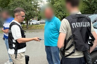 У Києві затримано шістьох посадовців, підозрюваних у розкраданні коштів на ремонті доріг
