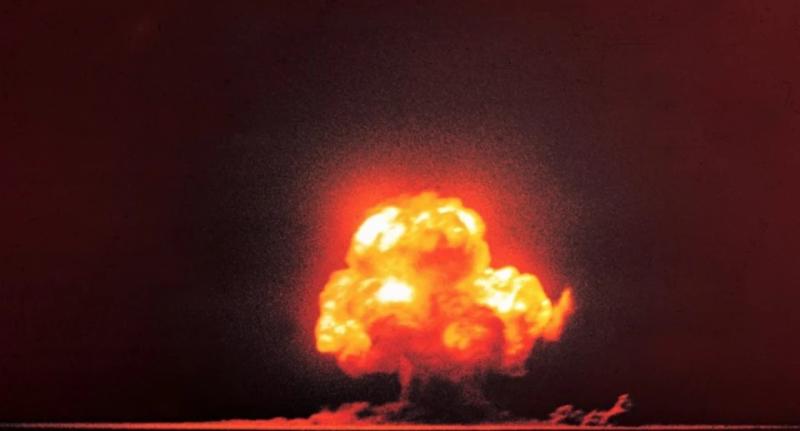 Бомба, яка мала покласти край війнам: 80 років тому застосували першу атомну зброю, якою Росія досі шантажує світ