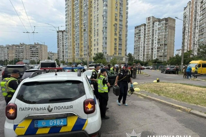 Ранкова стрілянина на Троєщині: поліція встановила особу загиблого