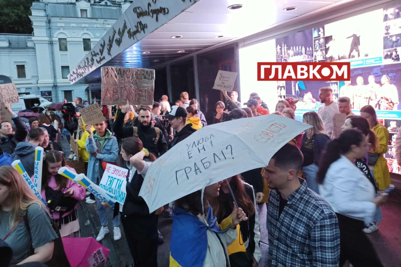 У Києві пройшов мітинг за незалежність НАБУ і САП (фото, відео)