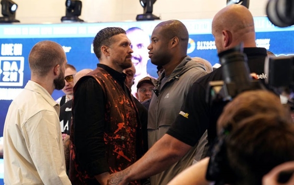 Радченко розповів, хто вийде переможцем у реванші Усик - Дюбуа