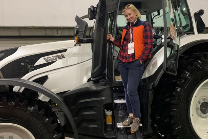 Коли війна змінює шлях: як музикантка із Донецької області стала автомеханіком