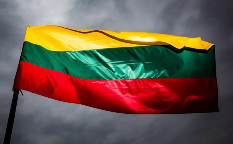 Литва виділить Україні 21 млн євро для відбудови та модернізації системи освіти, що постраждала від війни