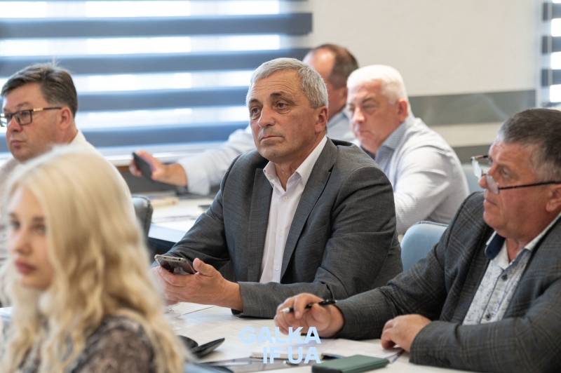 Масове закриття шкіл: громади Прикарпаття вимагають переглянути освітню реформу (ФОТО)