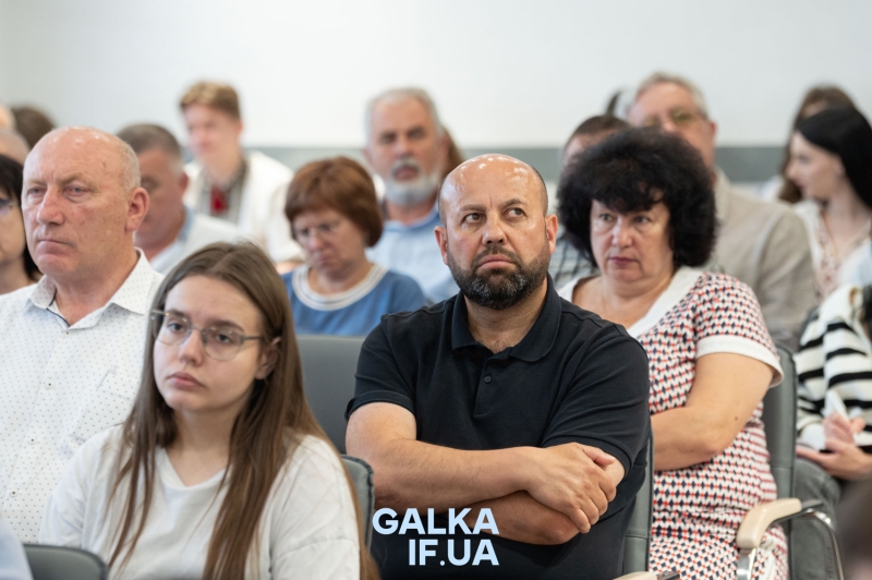 Масове закриття шкіл: громади Прикарпаття вимагають переглянути освітню реформу (ФОТО)