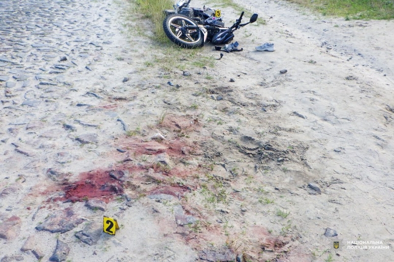 Моторошна ДТП на Поліссі: мотоцикліст без ноги, у пасажирки - перелом ноги