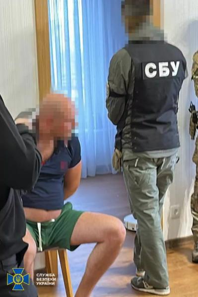 Одного з керівників детективів НАБУ затримали за підозрою у веденні бізнесу в рф