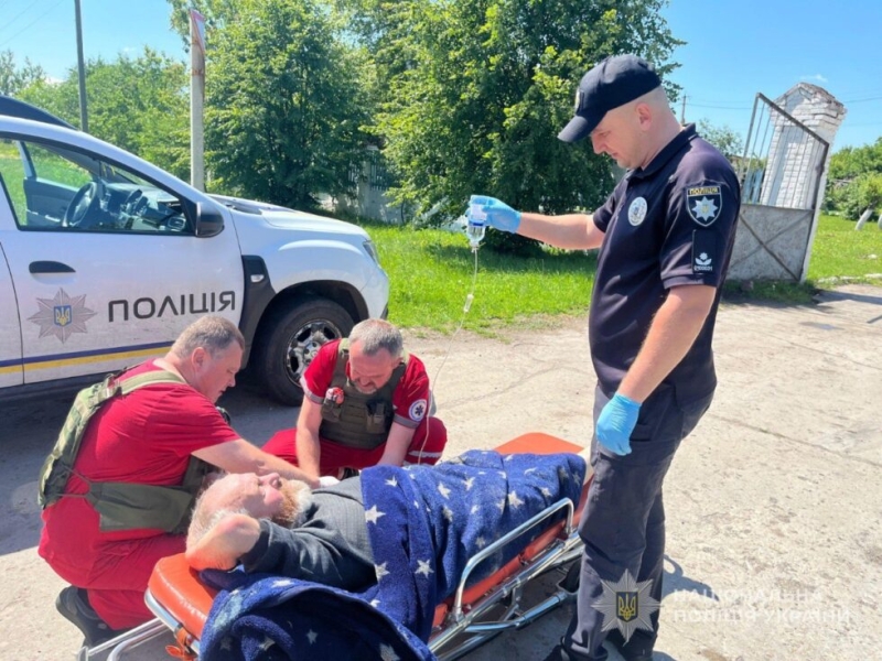 Поліцейський офіцер громади врятував літнього чоловіка на Краснопільщині
