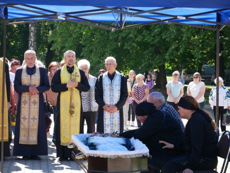 Роменці провели в останню путь Дмитра Пономаренка