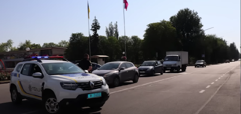 Щодня о 9.00 поліція зупинятиме автотранспорт